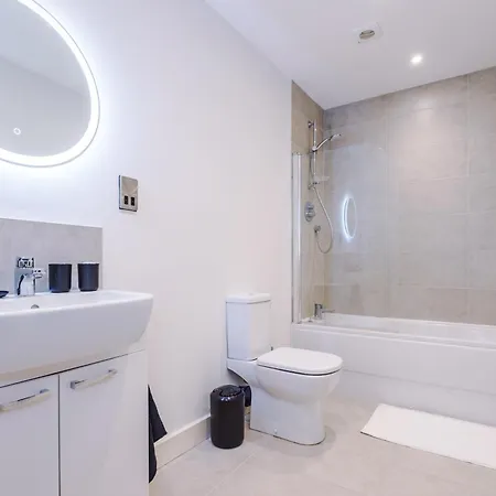 Central York Penthouse With Private Roof Terrace Appartement *