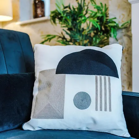 Central York Penthouse With Private Roof Terrace 아파트 요크