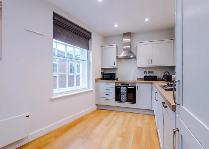 Central York Penthouse With Private Roof Terrace York