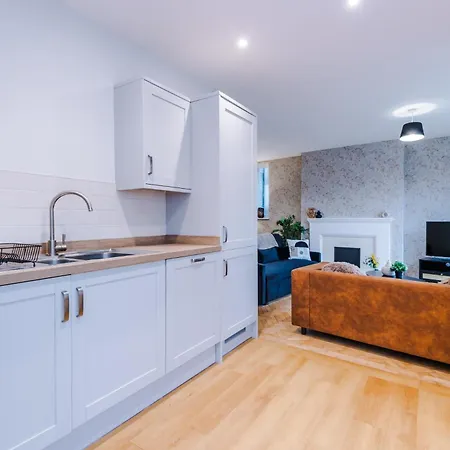 Апартаменты Central York Penthouse With Private Roof Terrace Йорк