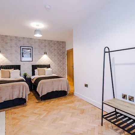 شقة Central York Penthouse With Private Roof Terrace