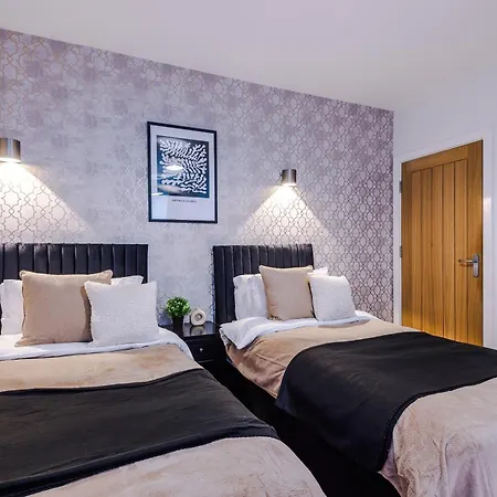 Апартаменты Central York Penthouse With Private Roof Terrace Йорк