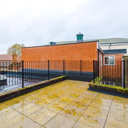 شقة Central York Penthouse With Private Roof Terrace *